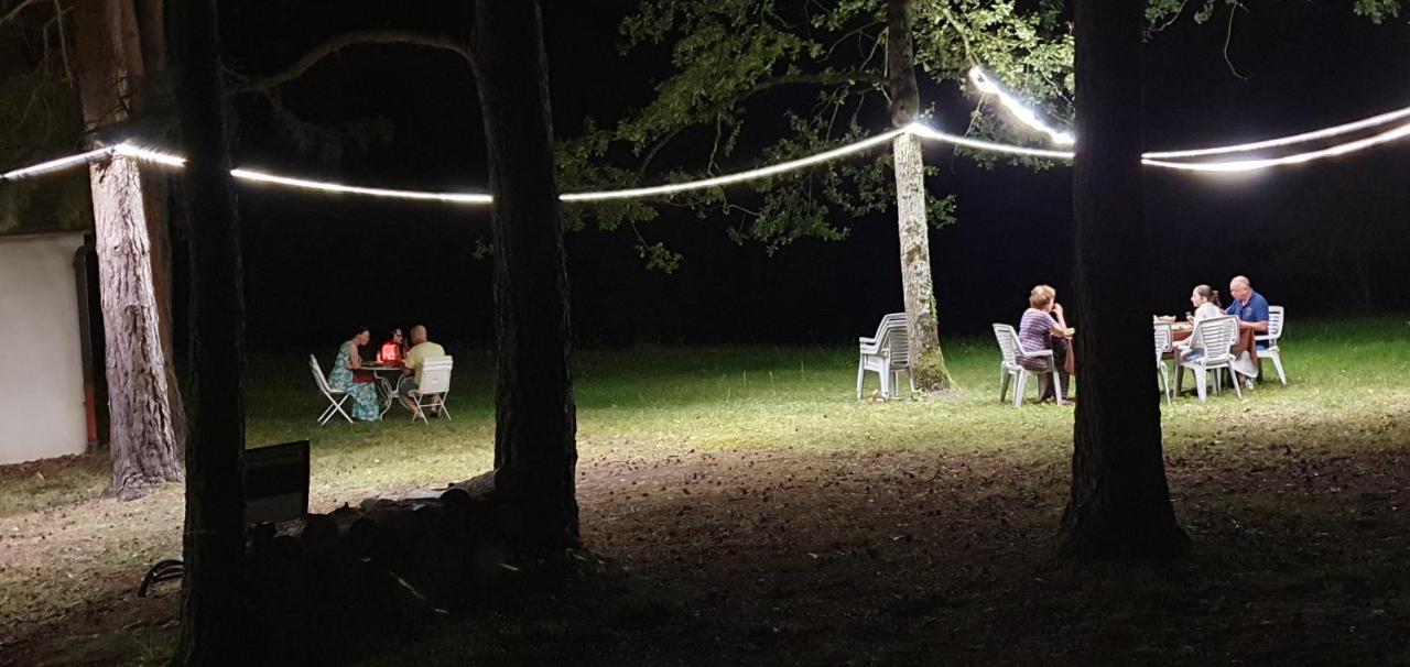 Les Bois De Ravel Chambres D'Hotes Bagian luar foto